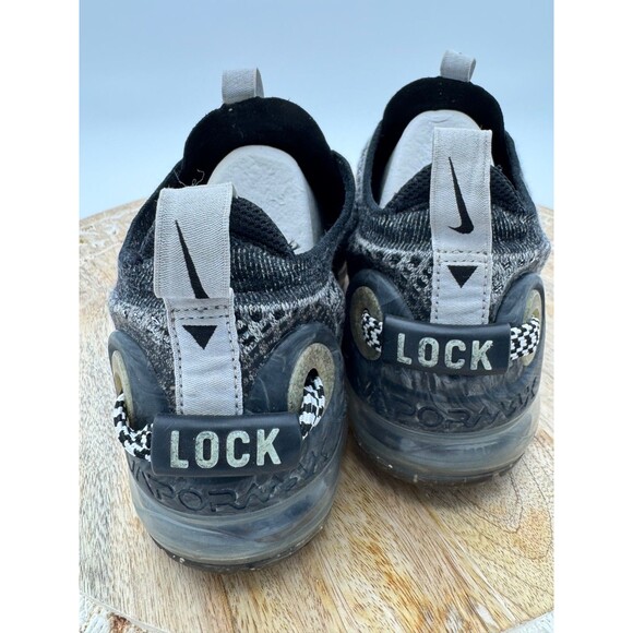 Nike Air Vapormax 2020 Flyknit OREO GS Black/gray Fog CJ4069-004 5.5Y Women’s 7 - Picture 4 of 8